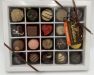 Pralinen der Chocolaterie Müller - die Pralinenschachtel mit 20 Pralinen