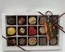 Pralinenschachtel aus der Chocolaterie Müller: Pralinenschachtel mit Sichtdeckel